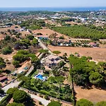 Luxuosa Moradia V5 Em - Greice Homes *