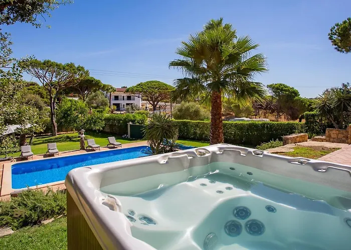Luxuosa Moradia V5 Em - Greice Homes Quarteira