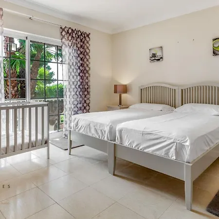 Luxuosa Moradia V5 Em - Greice Homes *