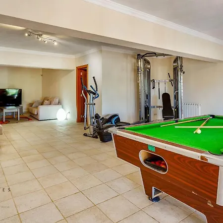 Luxuosa Moradia V5 Em - Greice Homes Villa *