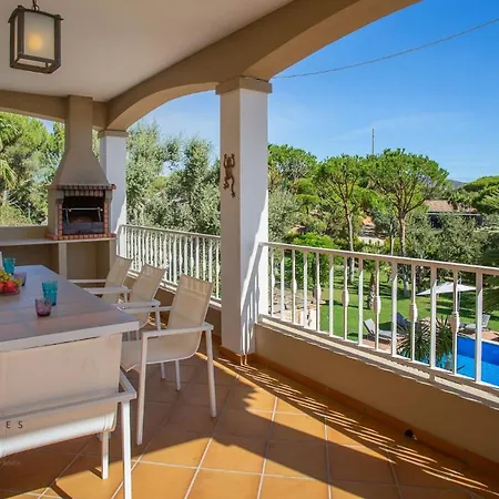 Luxuosa Moradia V5 Em - Greice Homes *