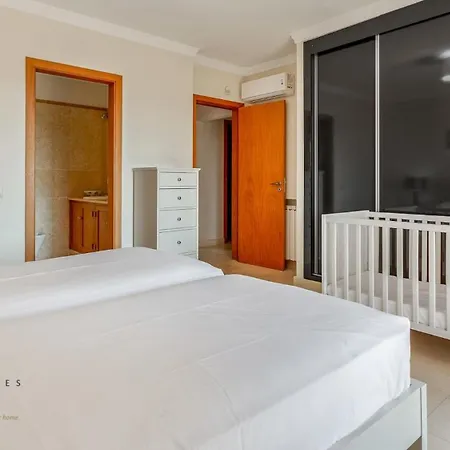 Luxuosa Moradia V5 Em - Greice Homes *