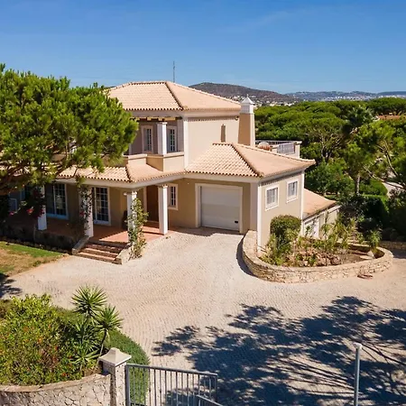 Luxuosa Moradia V5 Em - Greice Homes Villa